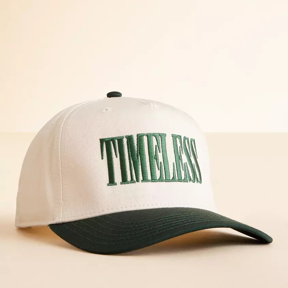 Timeless two tone hat